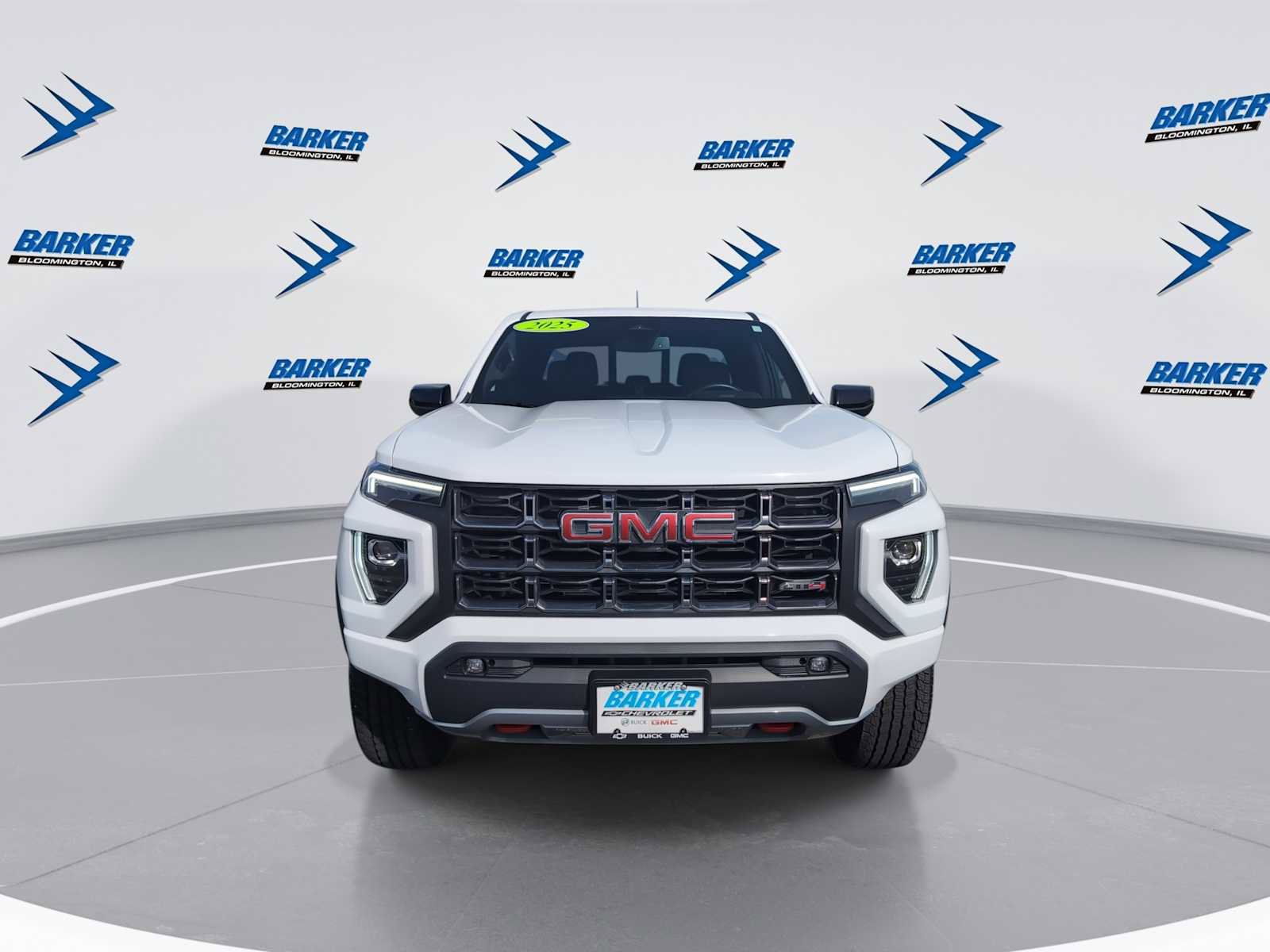 Used 2025 GMC Canyon AT4 w/ AT4 Premium Package image 4