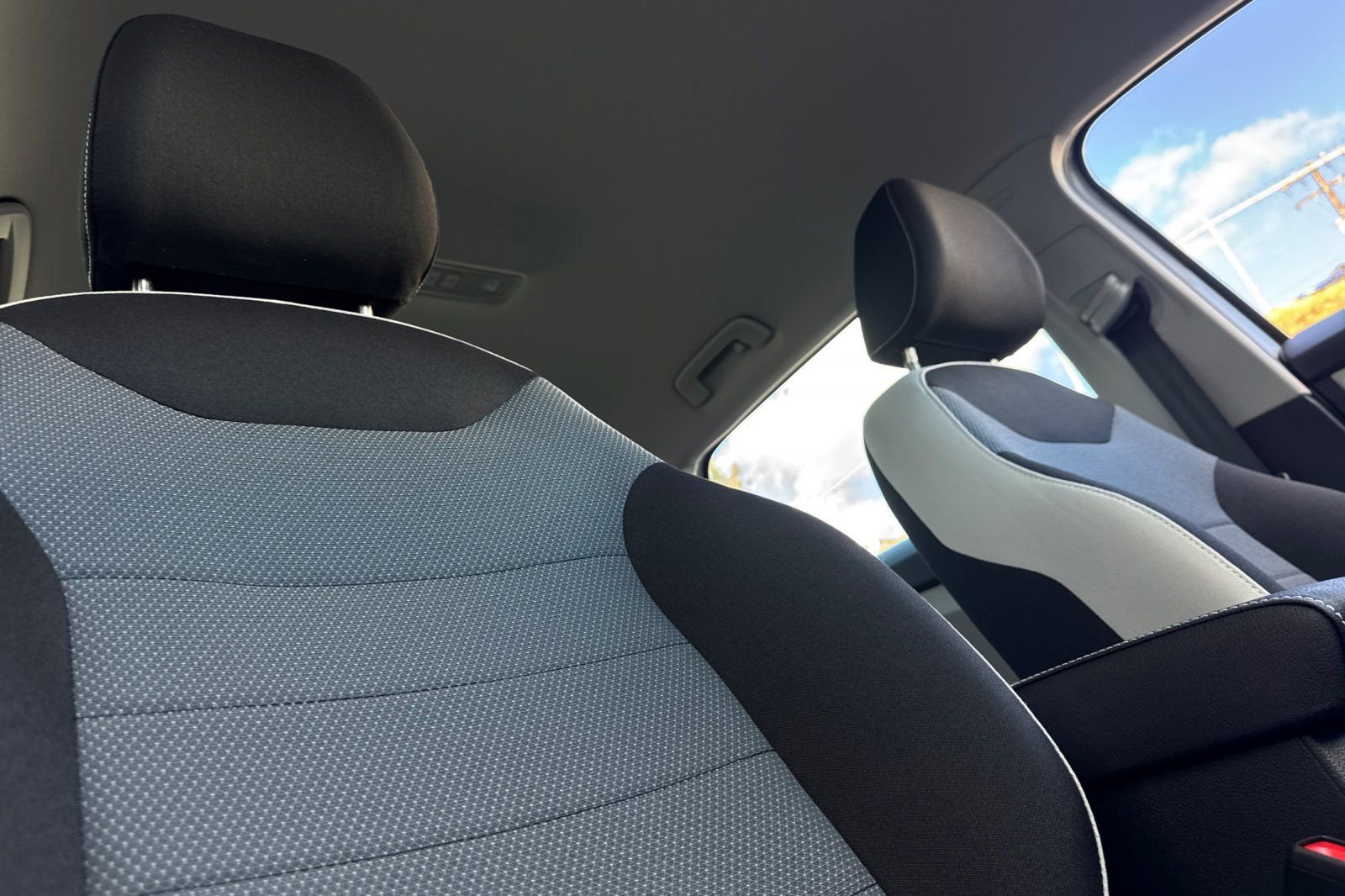 New 2026 Volkswagen Taos S FWD image 15