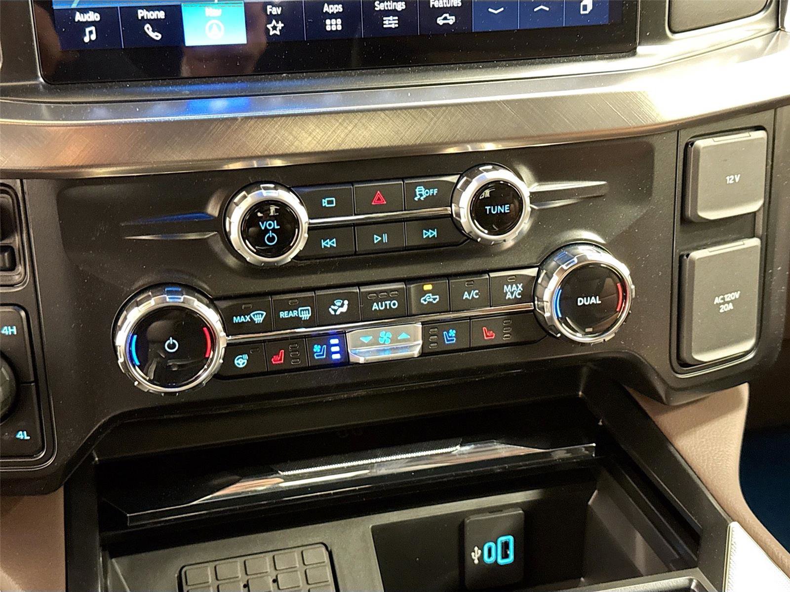 New 2026 Ford F250 King Ranch w/ Chrome Package image 15