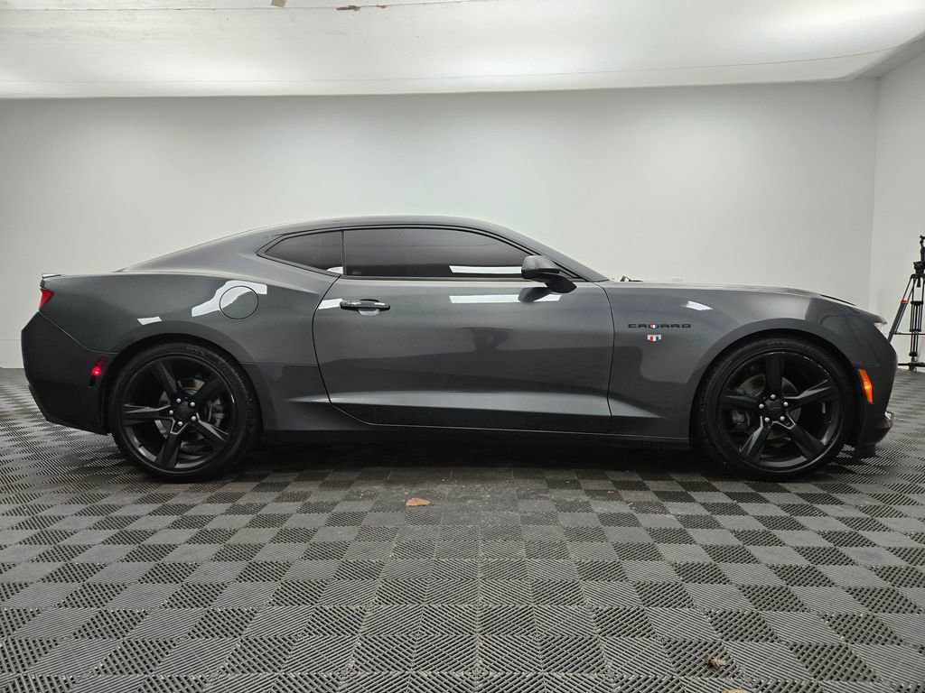 Used 2018 Chevrolet Camaro LT w/ RS Package image 8