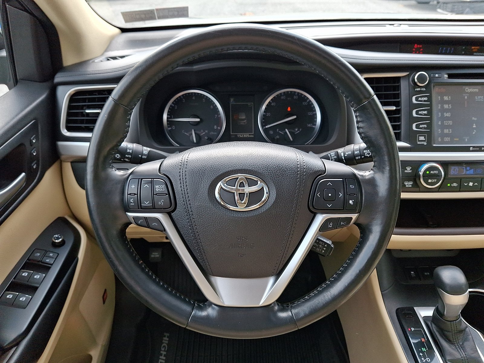 Used 2017 Toyota Highlander Limited Platinum AWD/4WD image 24