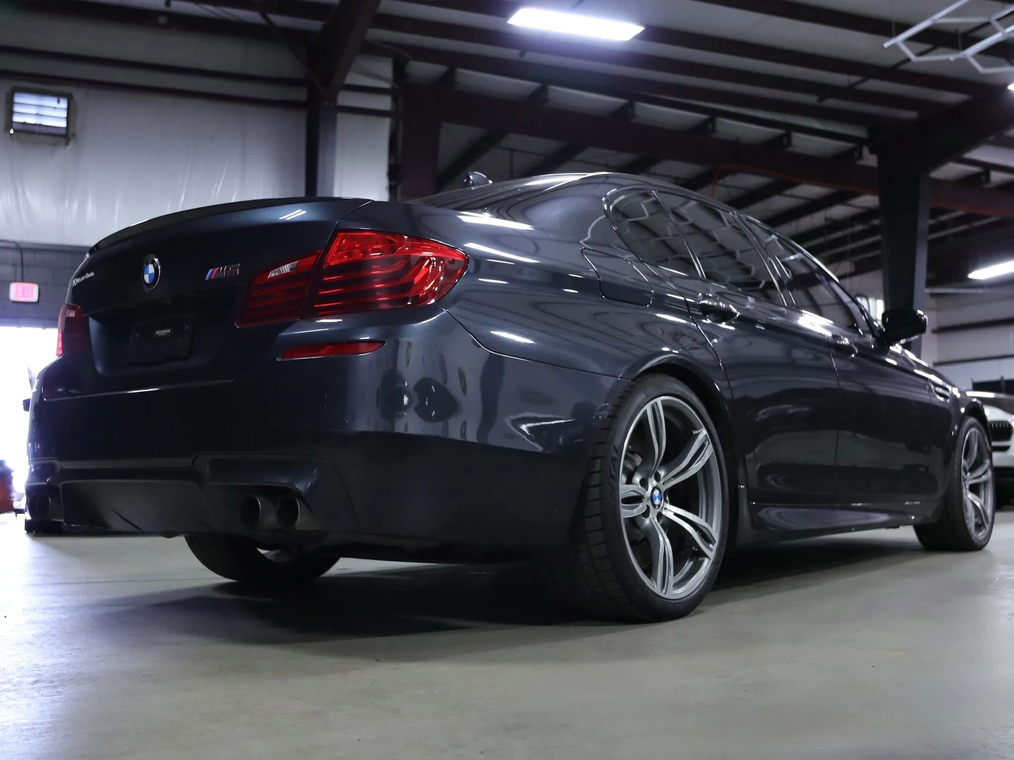 Used 2014 BMW M5 image 12