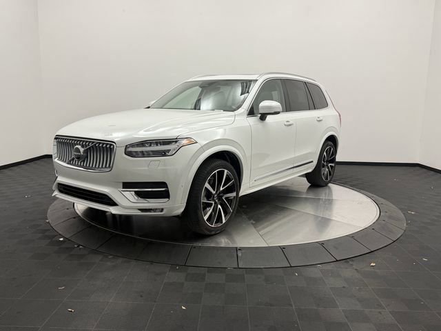 Certified 2023 Volvo XC90 B6 Plus image 3