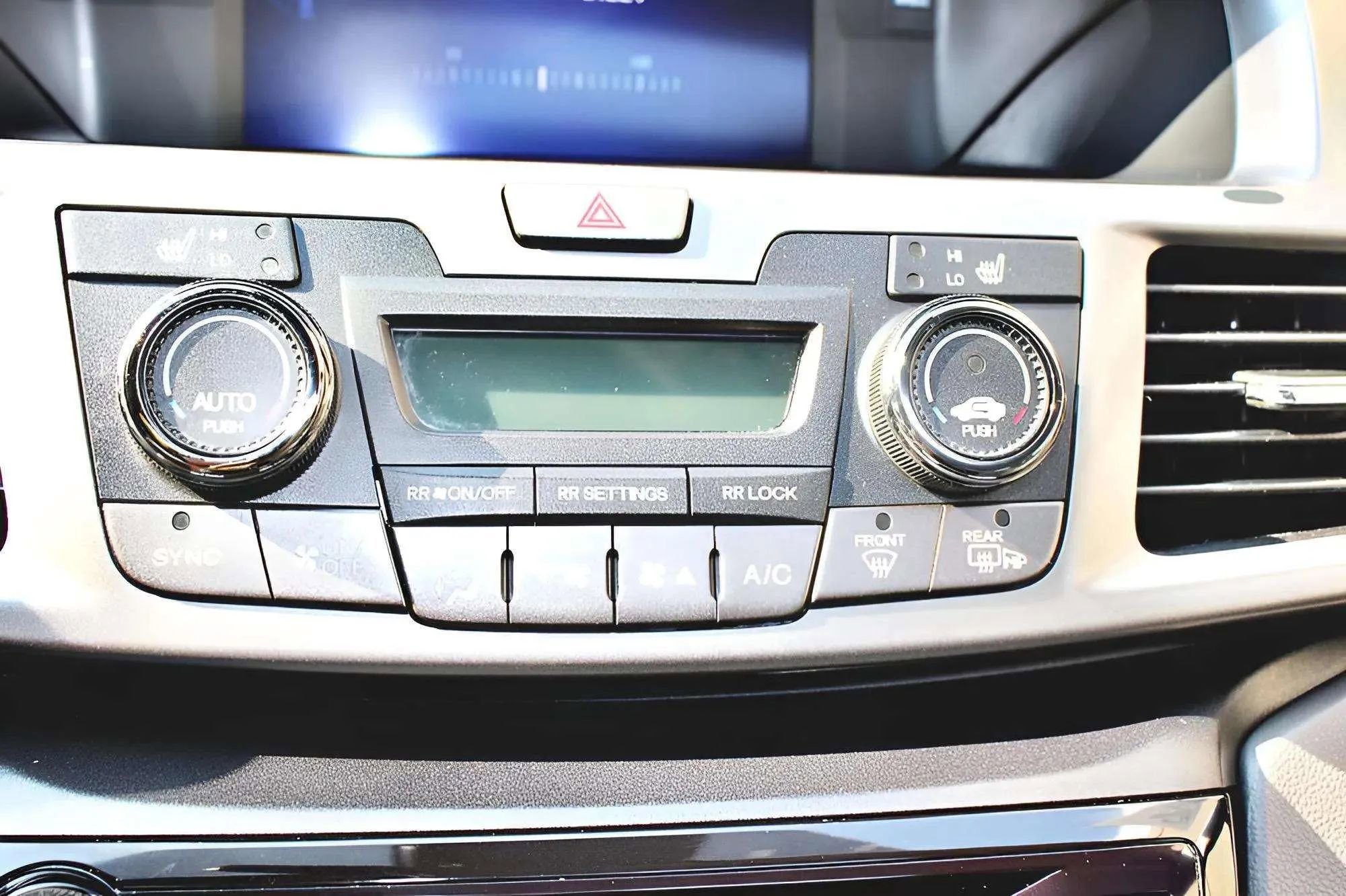 Used 2016 Honda Odyssey EX-L image 18