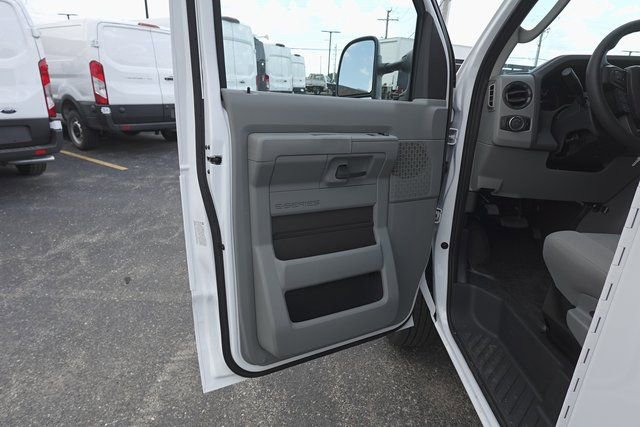 New 2026 Ford E-350 and Econoline 350 Super Duty w/ Power Equipment Group image 11