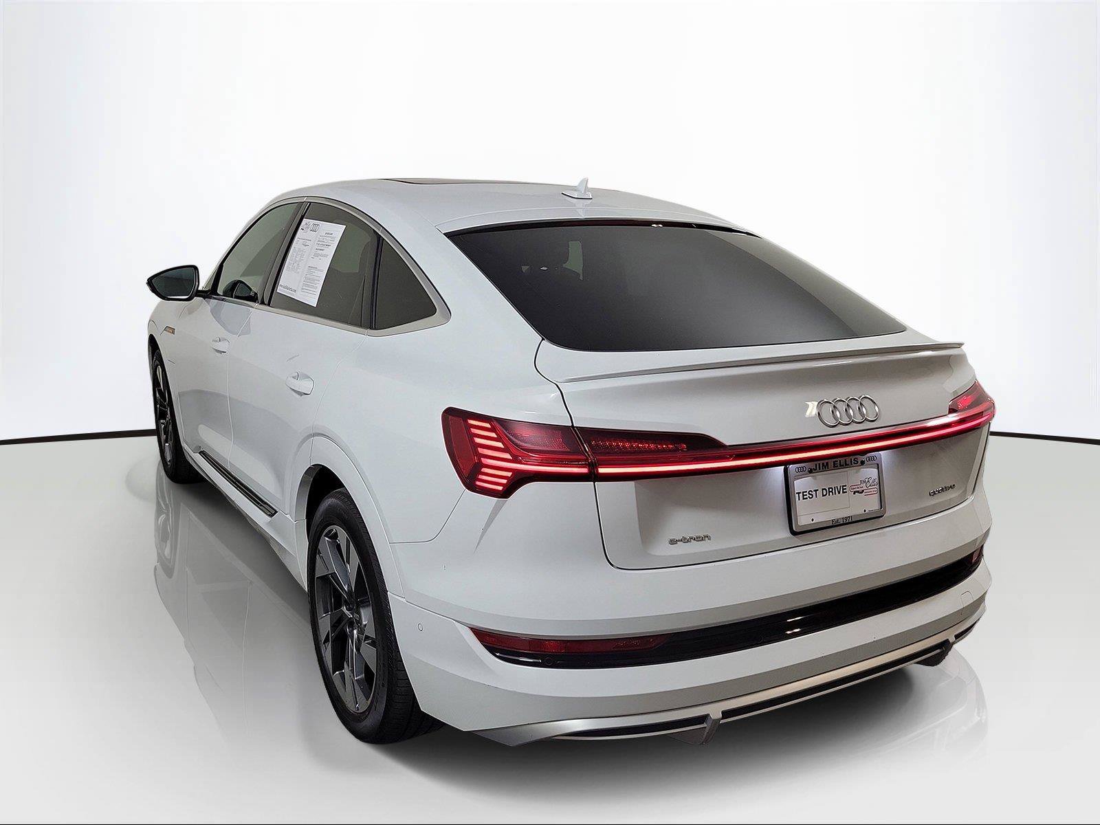 Used 2023 Audi e-tron Premium Plus w/ Premium Plus Package AWD/4WD image 4