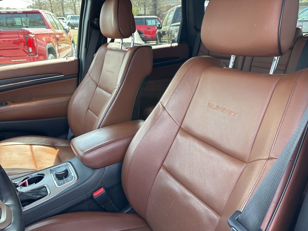 Used 2016 Jeep Grand Cherokee Summit w/ Platinum Series Group image 15