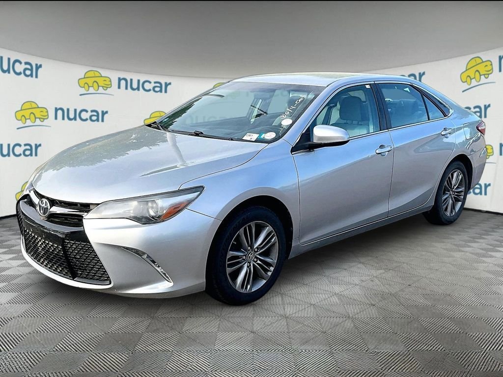 Used 2017 Toyota Camry SE FWD image 3