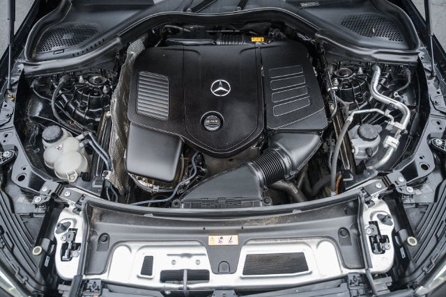 Used 2023 Mercedes-Benz GLC 300 4MATIC image 19