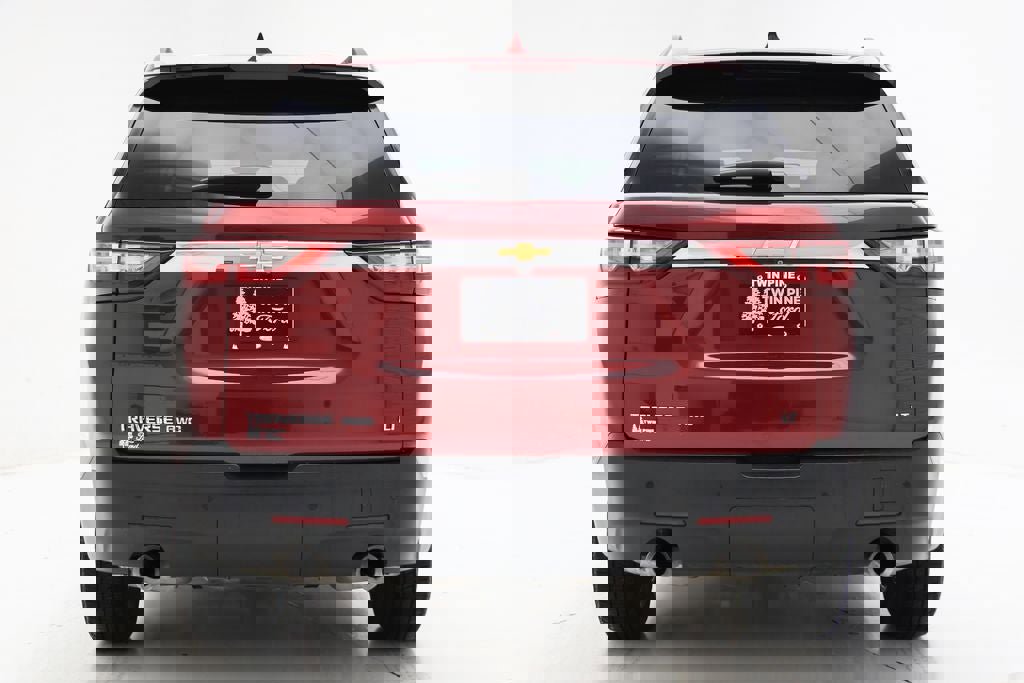 Used 2020 Chevrolet Traverse LT image 8