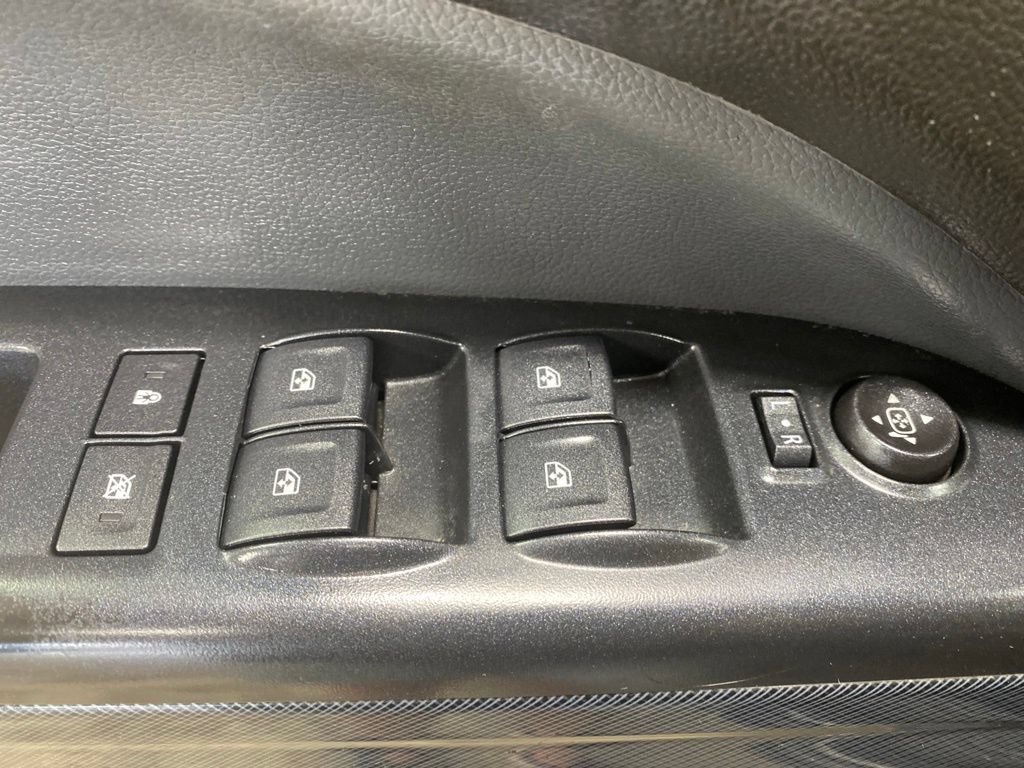 Used 2016 Chevrolet Colorado Z71 AWD/4WD image 32