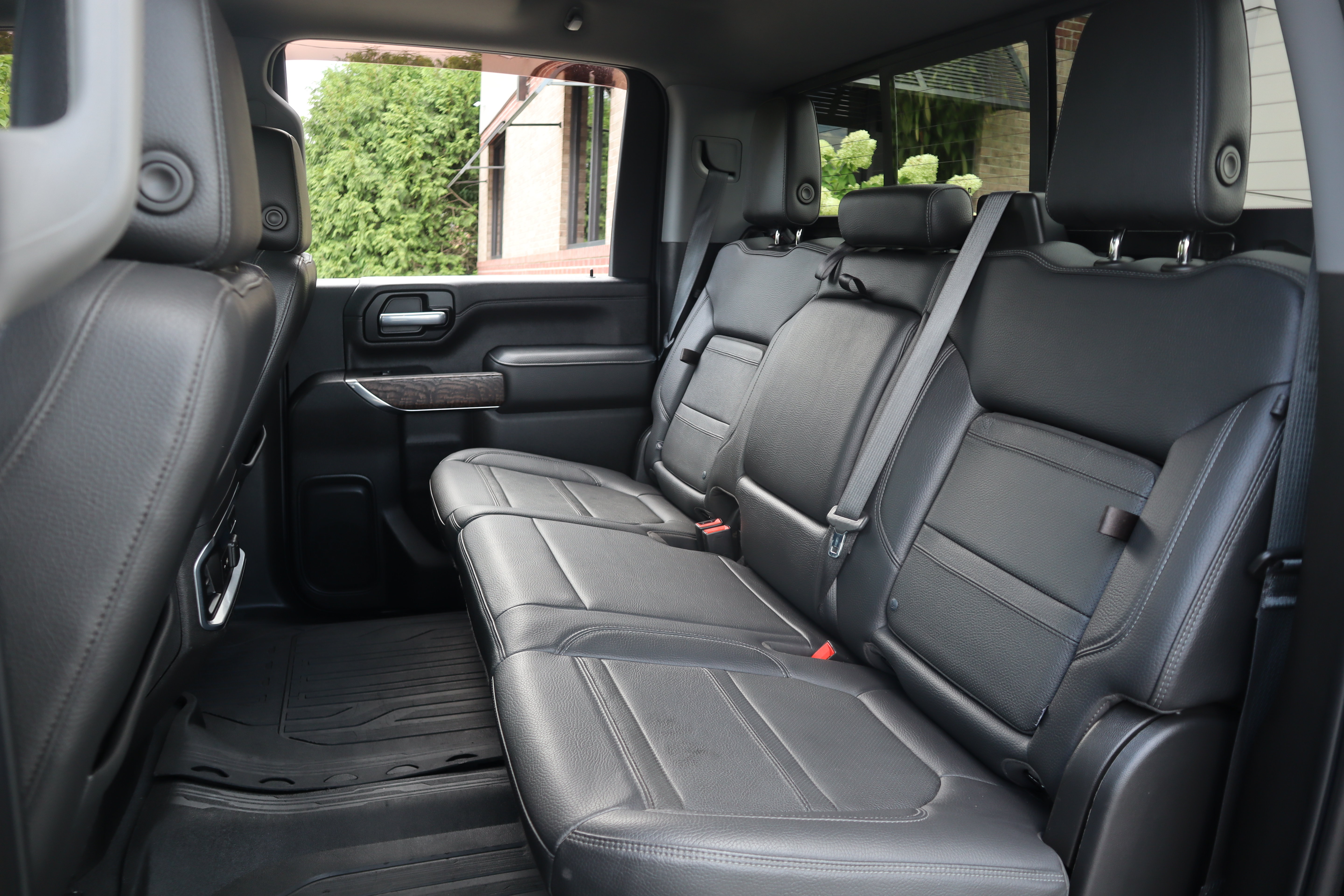 Used 2021 GMC Sierra 2500 Denali w/ Denali Ultimate Package AWD/4WD image 26