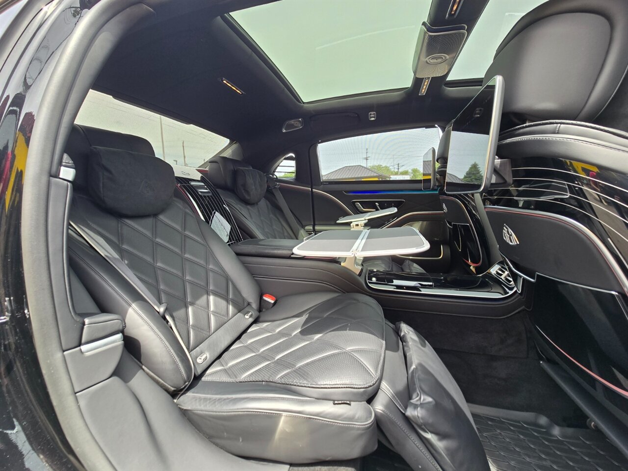 Used 2022 Mercedes-Benz Maybach S 580 4MATIC image 31