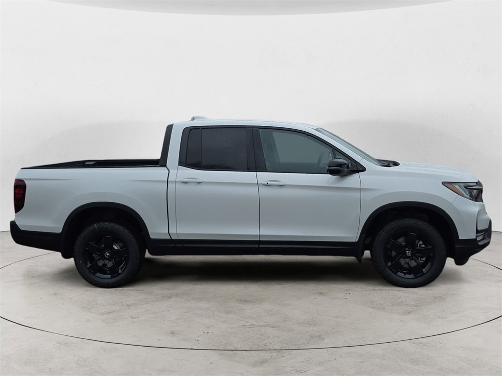 New 2026 Honda Ridgeline Black Edition image 6