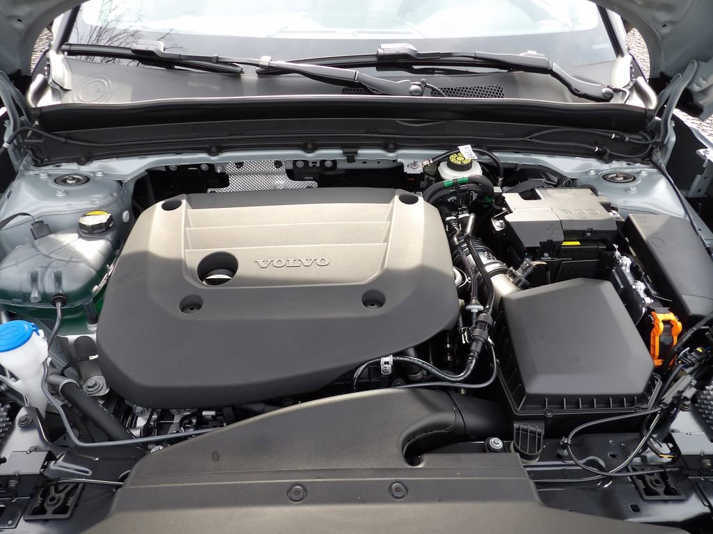 New 2026 Volvo XC40 B5 Ultra w/ Protection Package Premier AWD/4WD image 30
