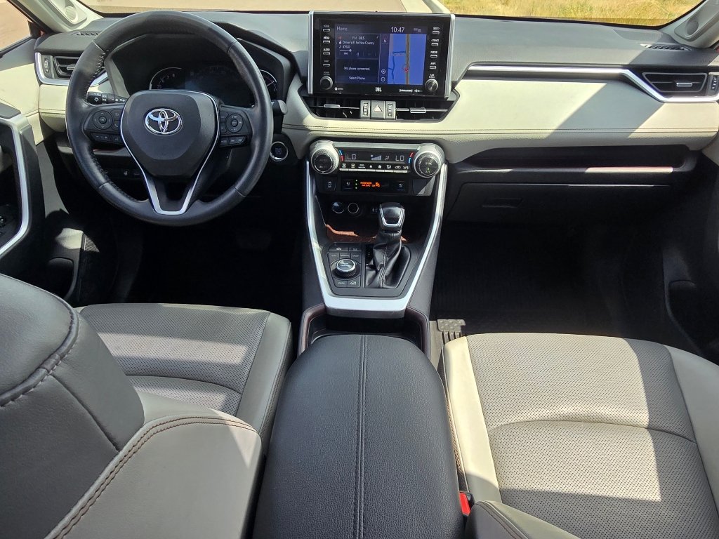 Used 2019 Toyota RAV4 Limited w/ Cold Weather Package AWD/4WD image 27
