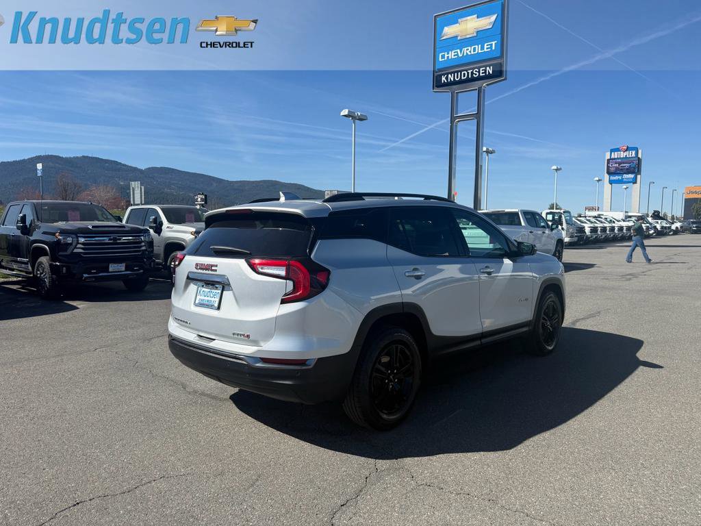 Used 2022 GMC Terrain AT4 w/ Tech Package AWD/4WD image 7