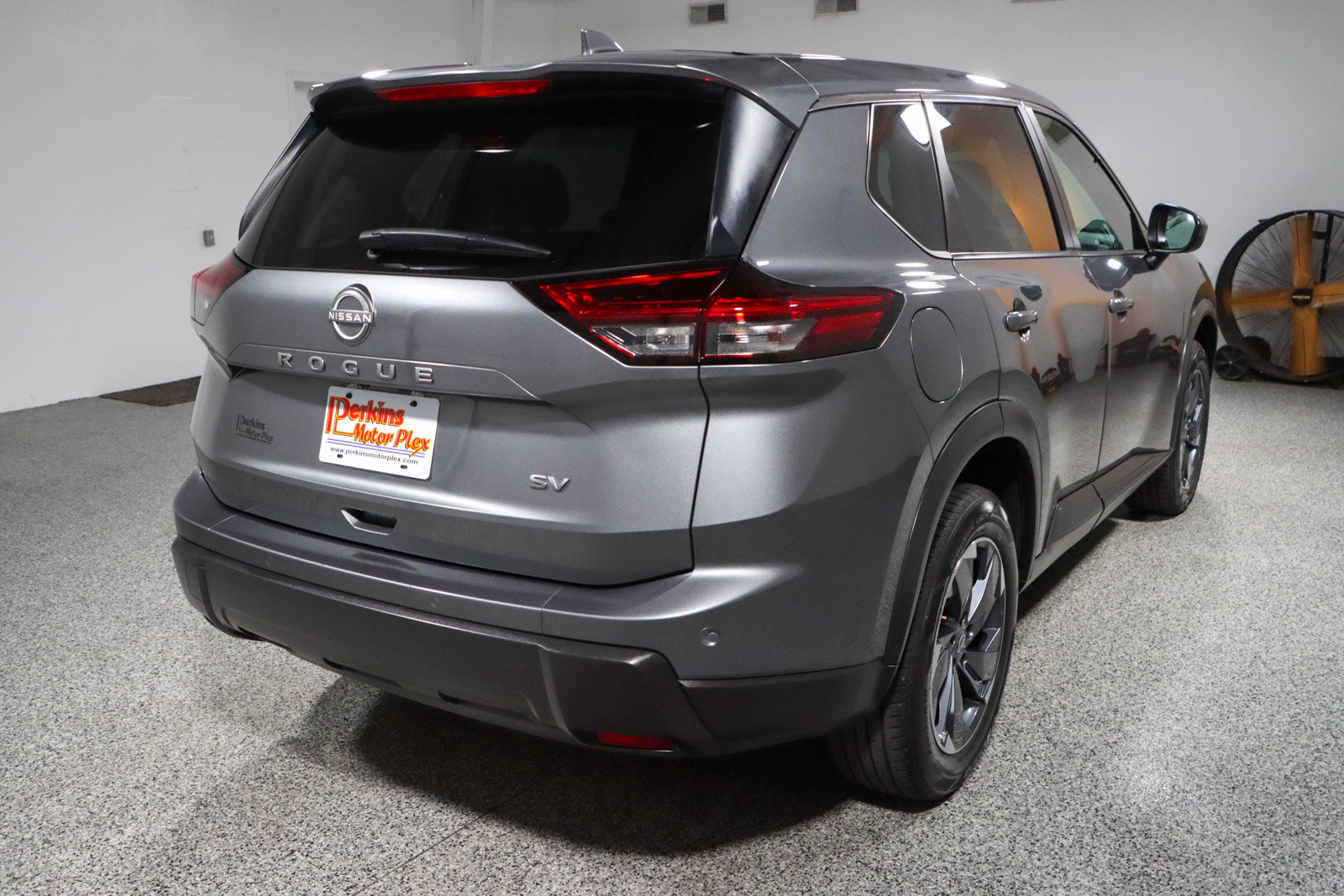 Used 2024 Nissan Rogue SV FWD image 7