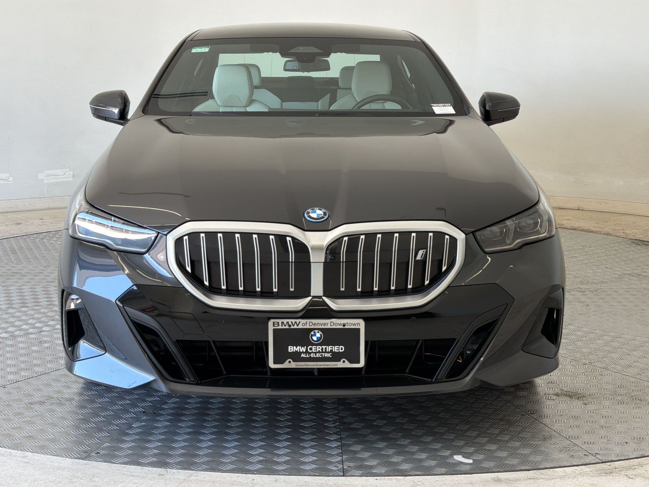Used 2024 BMW i5 eDrive40i w/ M Sport Package RWD image 6