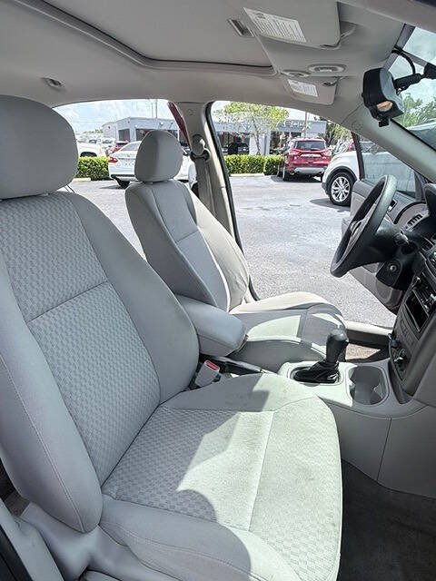 Used 2009 Chevrolet Cobalt LT w/ Sun and Wheel Package FWD image 14