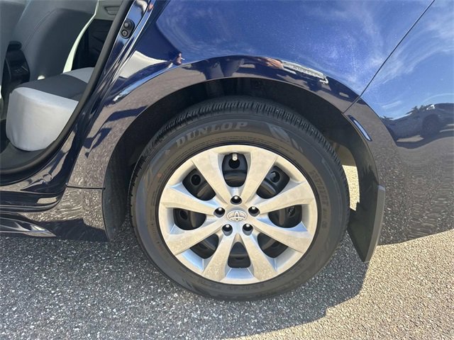 Used 2025 Toyota Corolla LE image 11