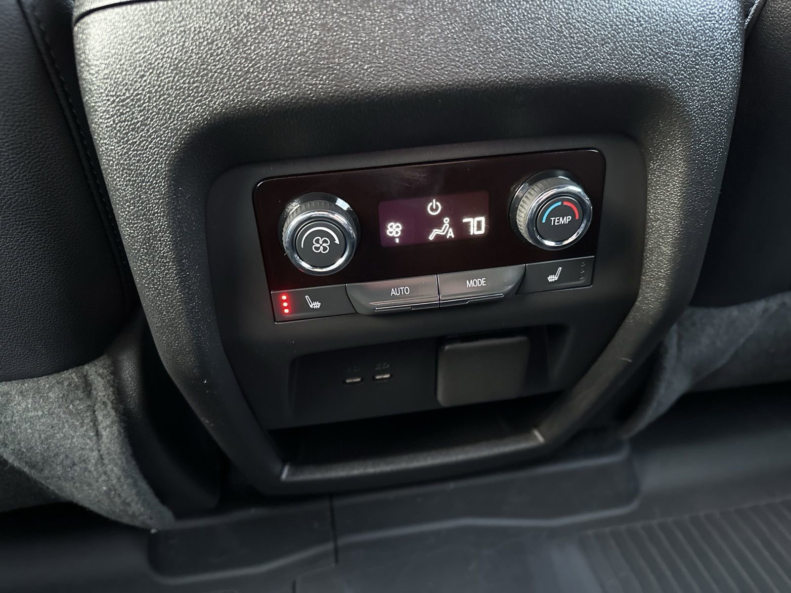 Used 2024 Chevrolet Traverse RS AWD/4WD image 27