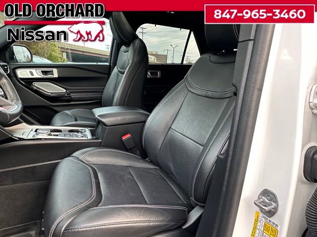 Used 2022 Ford Explorer ST w/ ST Street Pack image 11
