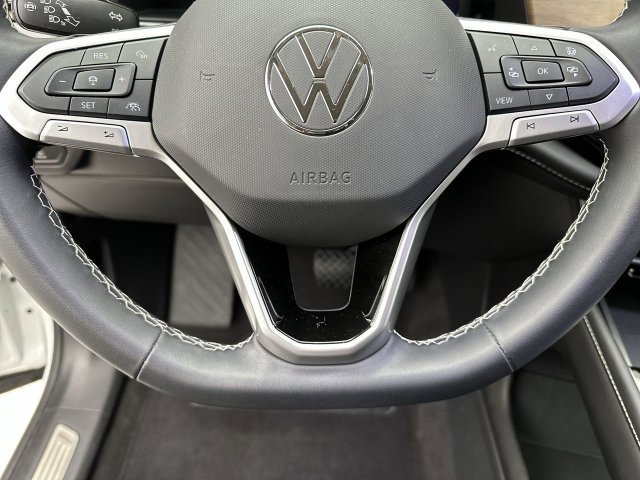 Certified 2024 Volkswagen Atlas SE AWD/4WD image 16