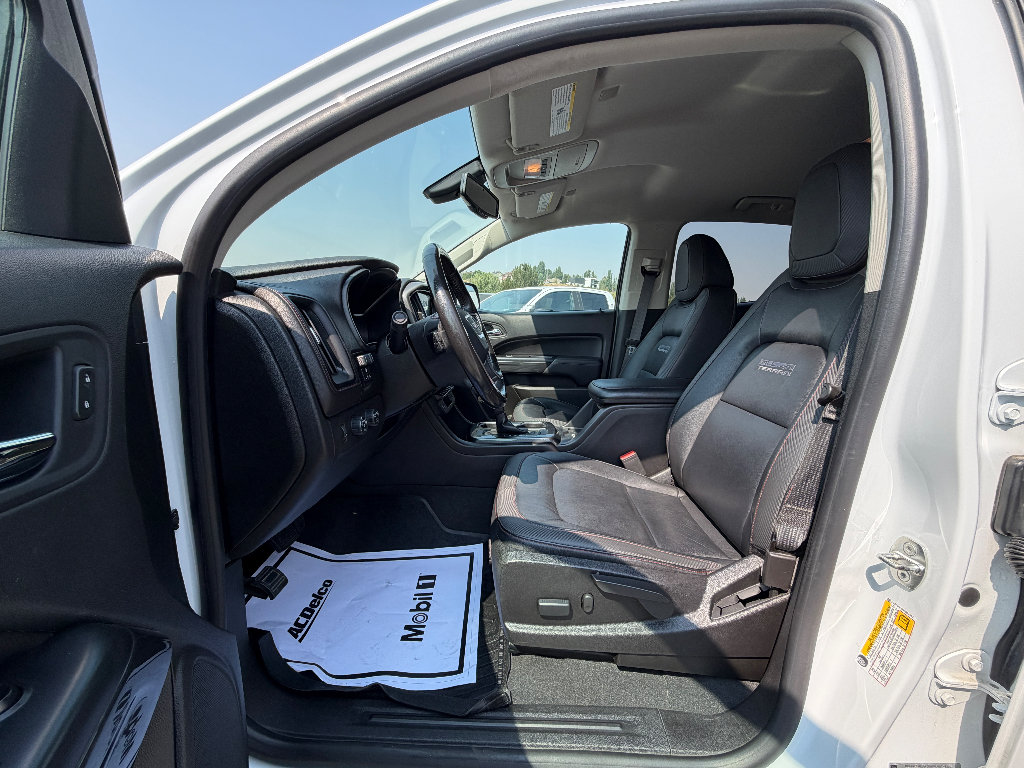 Used 2019 GMC Canyon All Terrain w/ Trailering Package AWD/4WD image 2