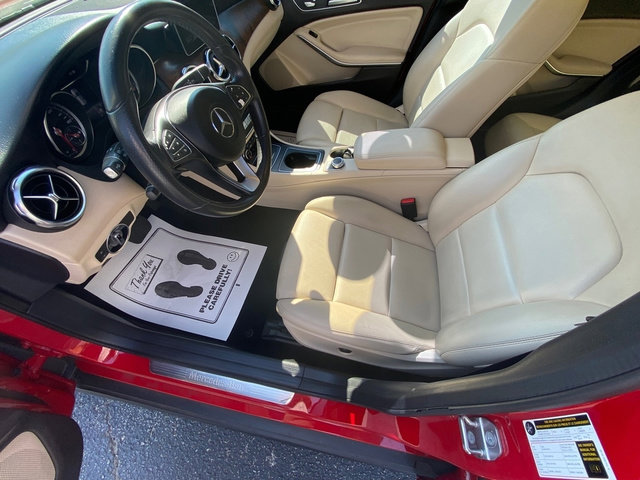 Used 2018 Mercedes-Benz GLA 250 image 14