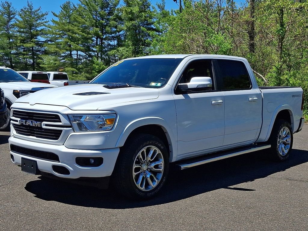 Used 2022 RAM 1500 Laramie AWD/4WD image 3