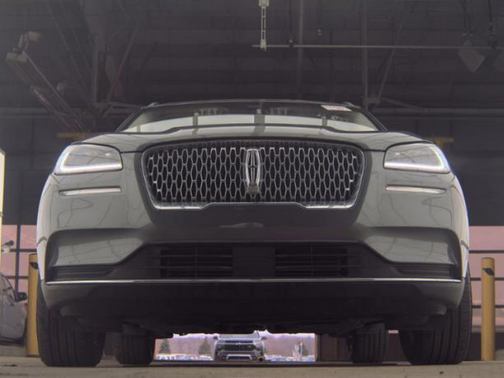 Used 2022 Lincoln Corsair AWD w/ Equipment Group 101A image 4