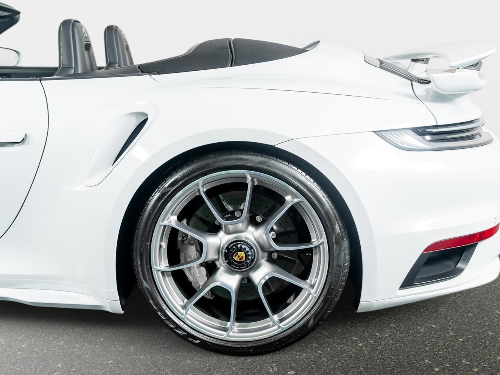 Used 2023 Porsche 911 Turbo S image 18