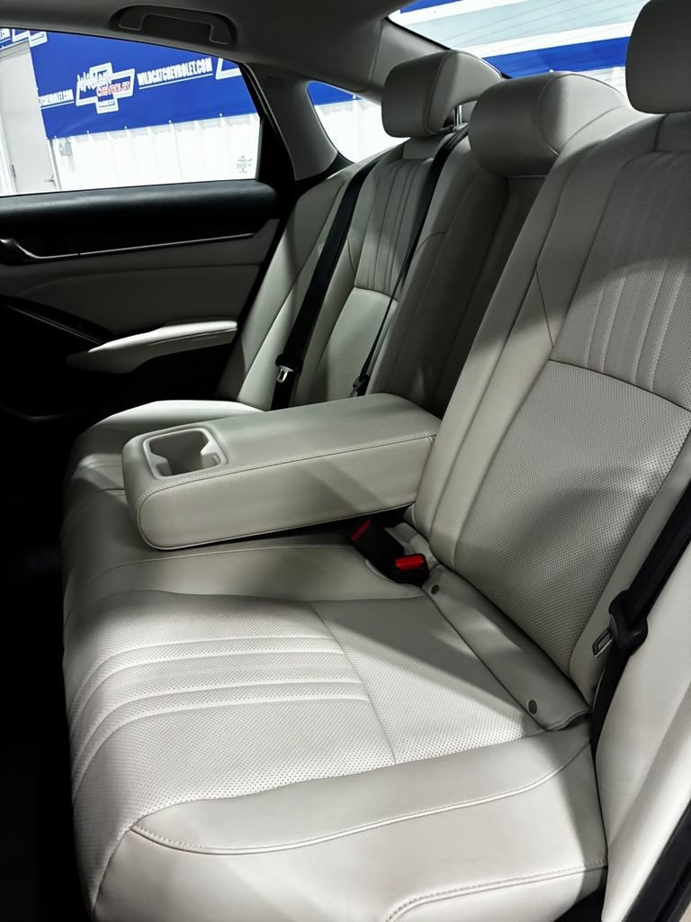 Used 2019 Honda Accord EX-L image 39