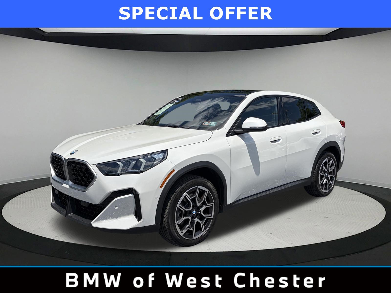 Certified 2025 BMW X2 xDrive28i AWD/4WD image 1