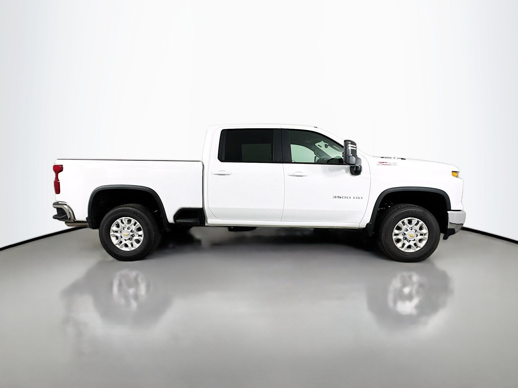 Used 2026 Chevrolet Silverado 3500 LT w/ All Star Edition AWD/4WD image 8