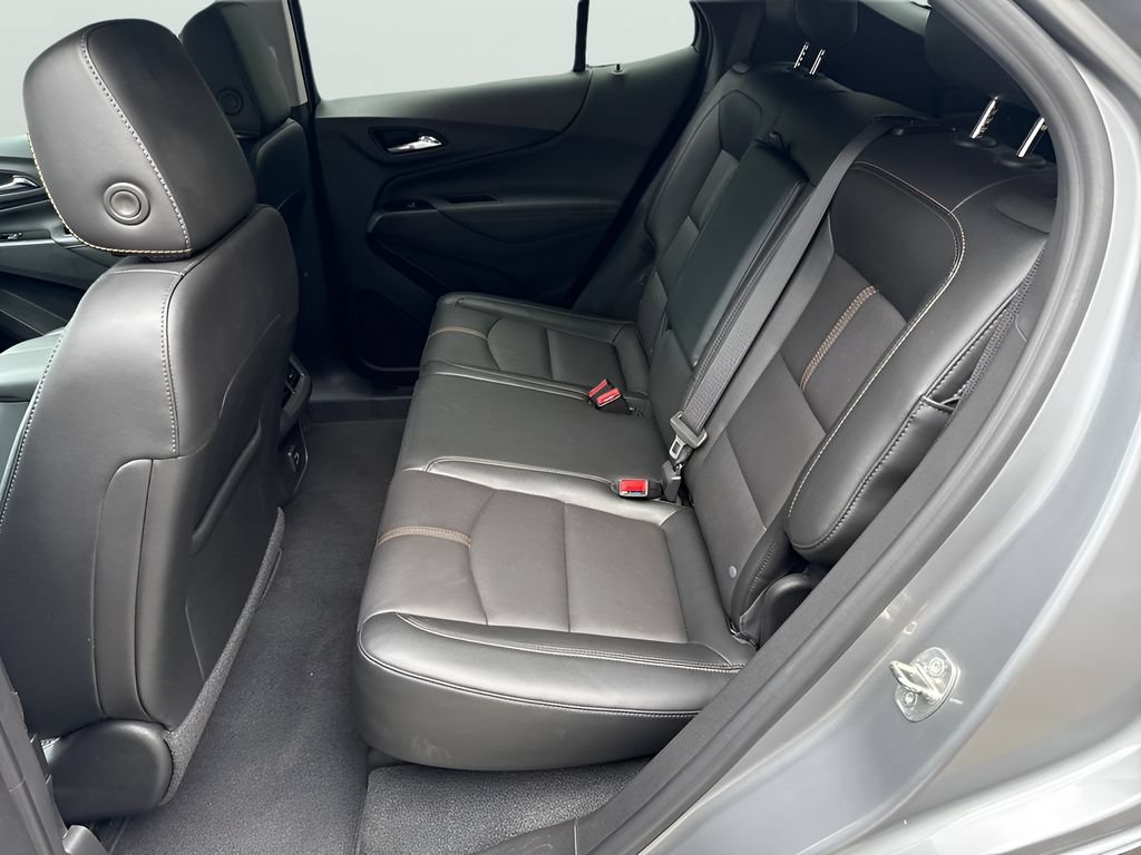 Used 2023 Chevrolet Equinox Premier AWD/4WD image 9