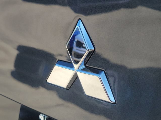 New 2026 Mitsubishi Outlander SE FWD image 8