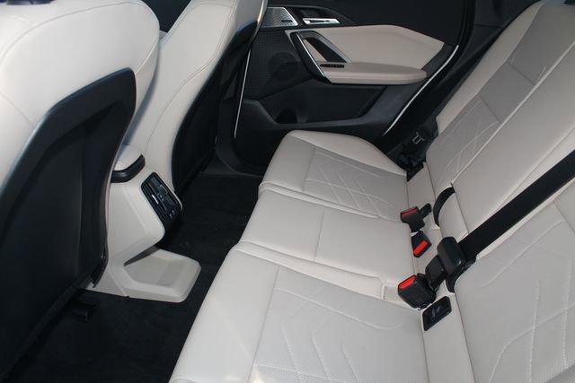 Used 2025 BMW X1 xDrive28i w/ Premium Package image 23