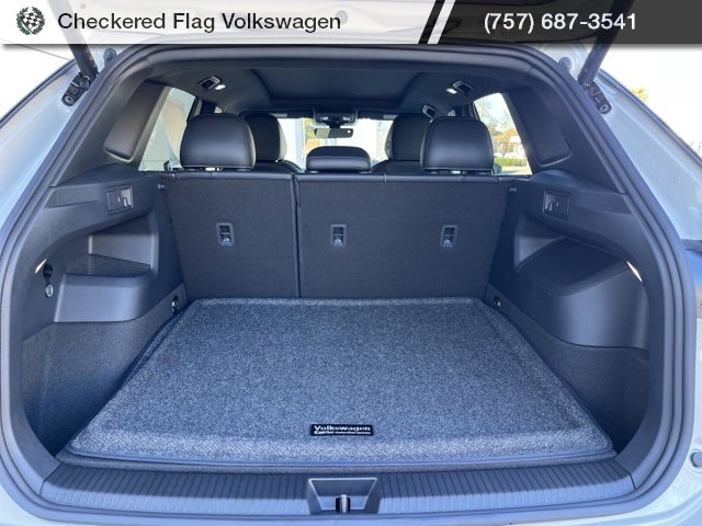 New 2026 Volkswagen Tiguan SE R-Line image 32