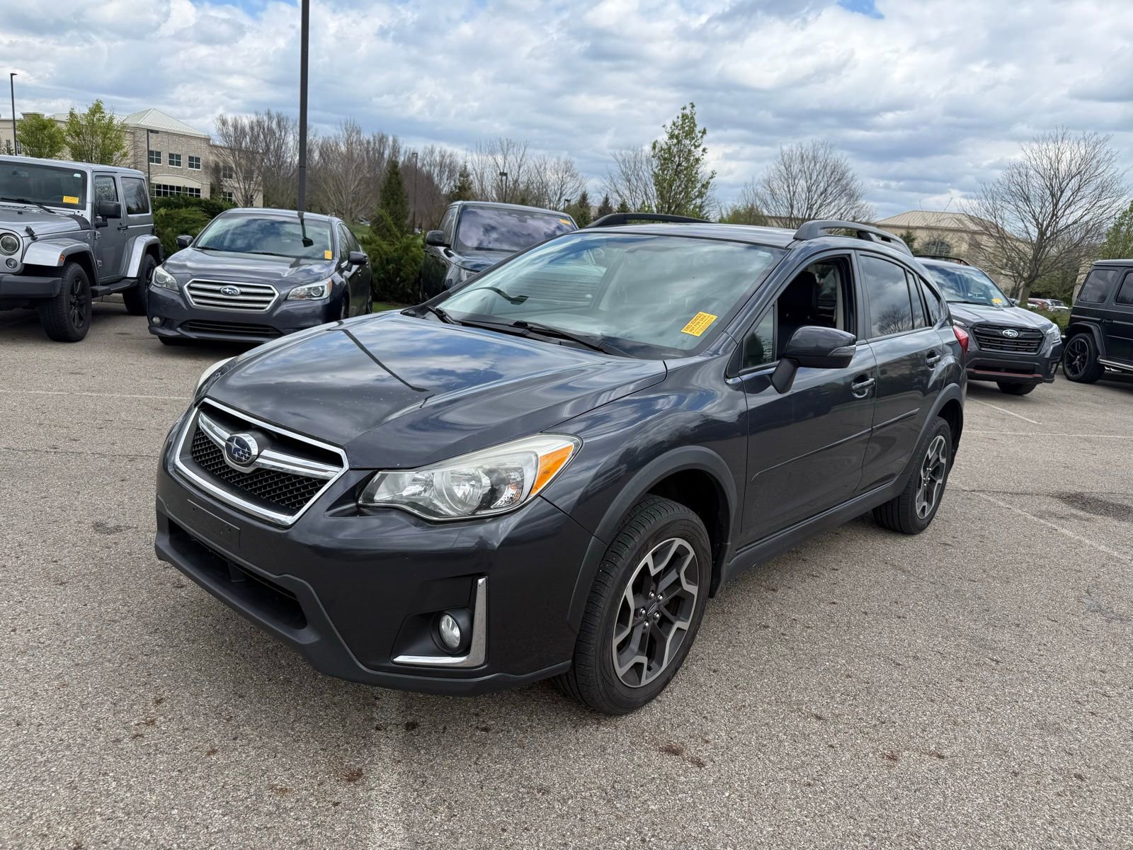 Used 2017 Subaru Crosstrek 2.0i Limited image 1