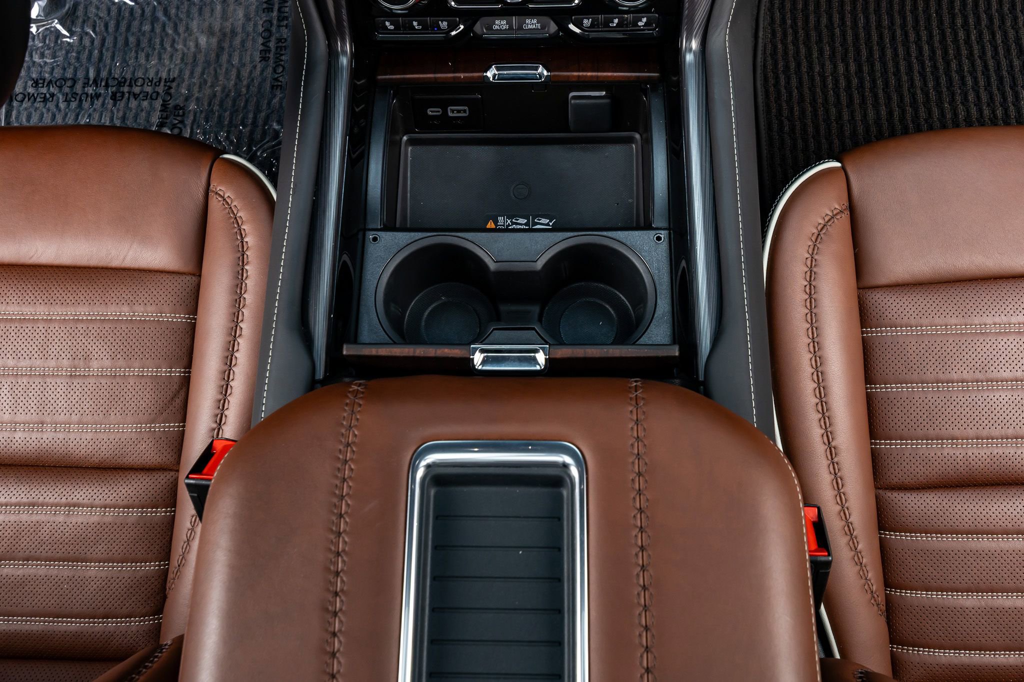 Used 2024 GMC Yukon Denali Ultimate image 27