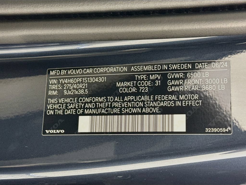 Used 2025 Volvo XC90 T8 Ultra AWD/4WD image 27