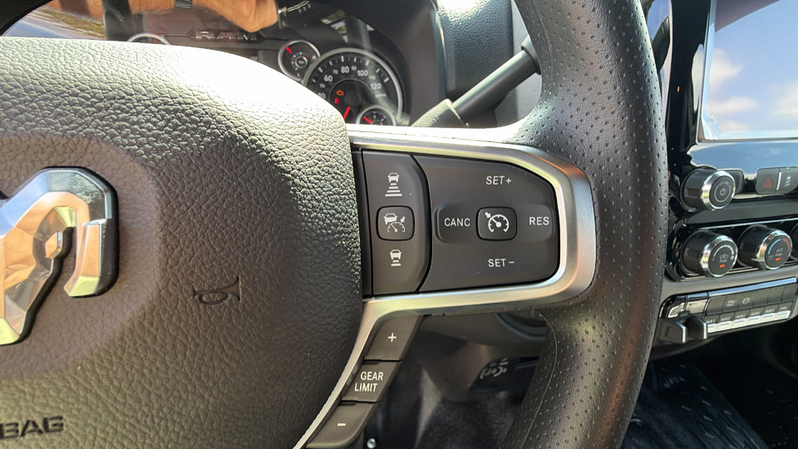New 2026 RAM 5500 Tradesman w/ Chrome Appearance Group AWD/4WD image 24