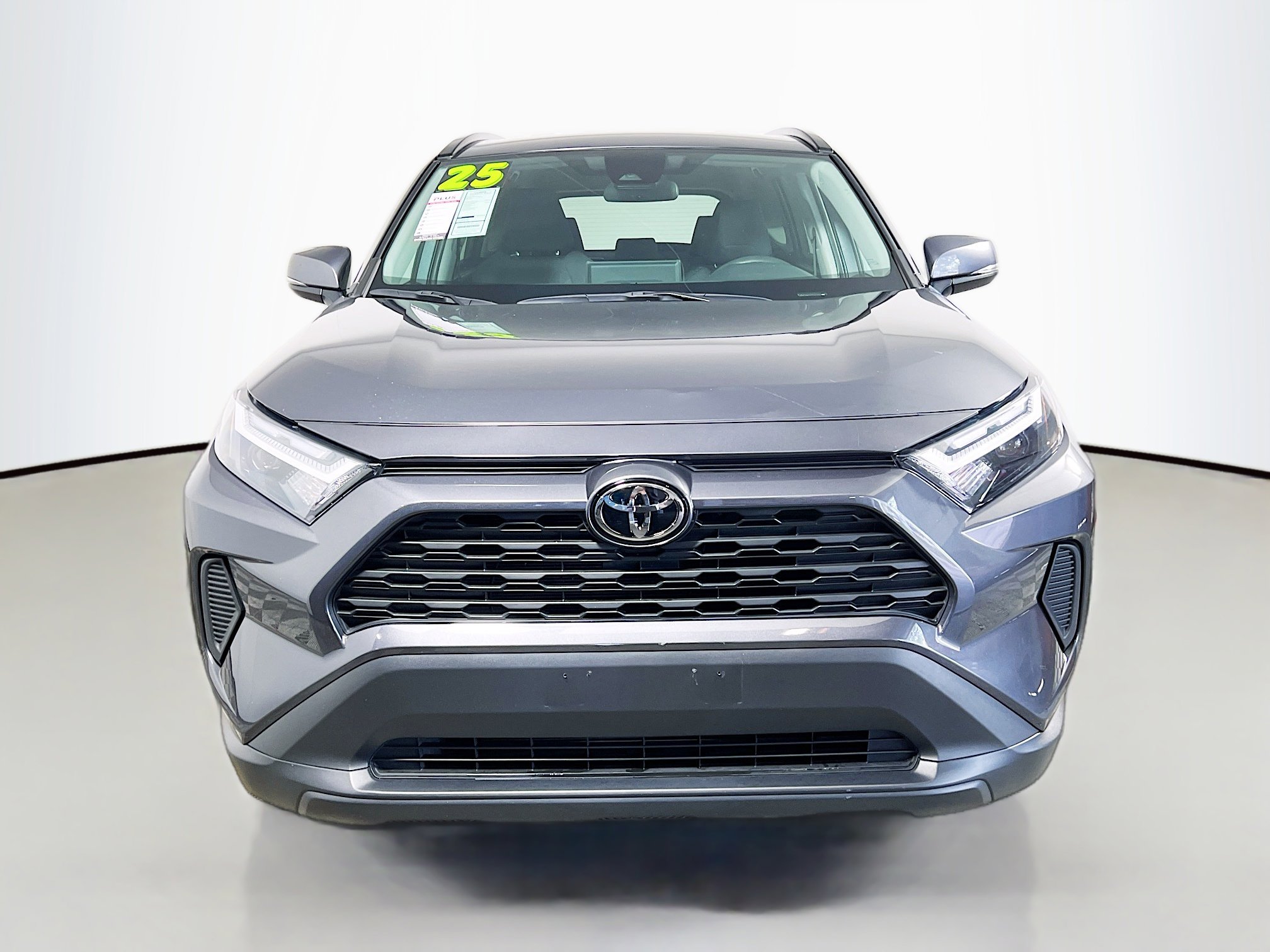 Used 2025 Toyota RAV4 XLE image 11