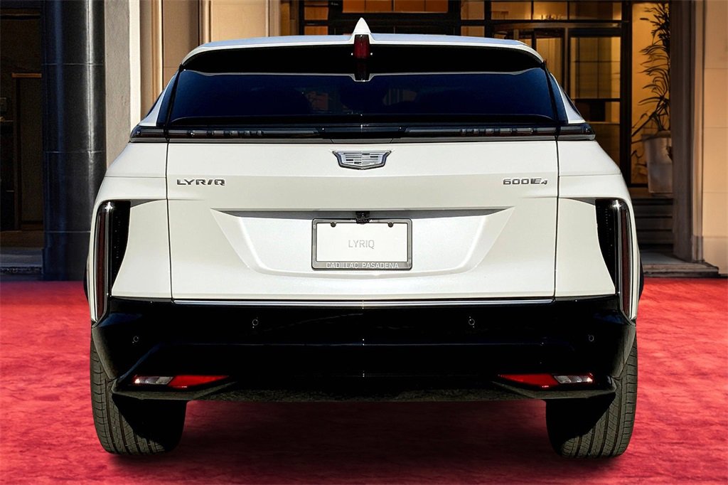 New 2025 Cadillac Lyriq Luxury image 5