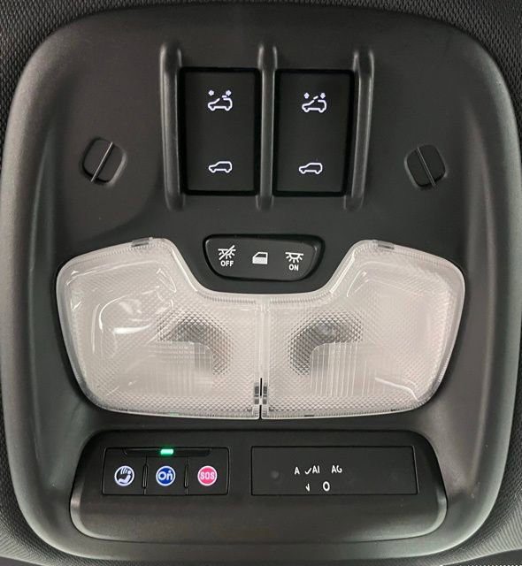 Used 2023 GMC Canyon Denali AWD/4WD image 42