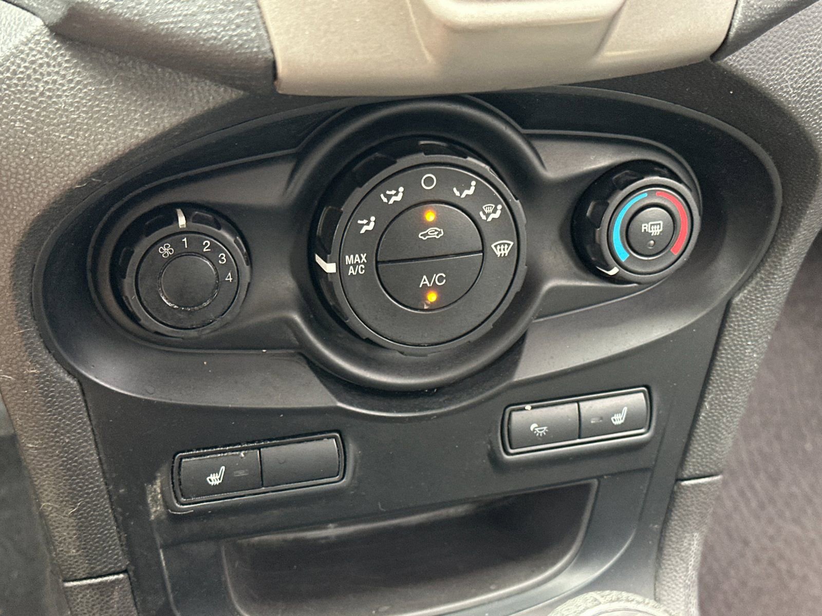 Used 2011 Ford Fiesta SES w/ 301A Rapid Spec Order Code FWD image 17