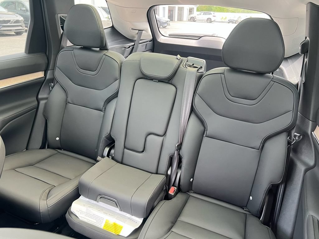 New 2026 Volvo EX90 Plus AWD/4WD image 22