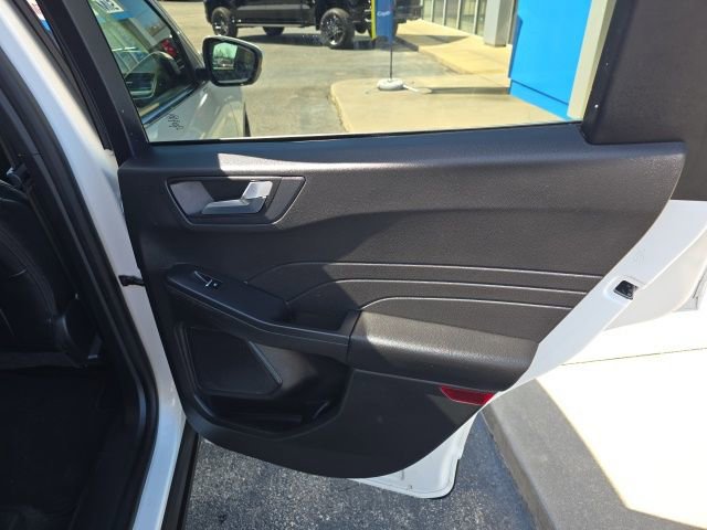 Used 2023 Ford Escape Platinum w/ Class II Trailer Tow Package image 43